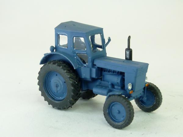 Traktor LTZ T40 blau